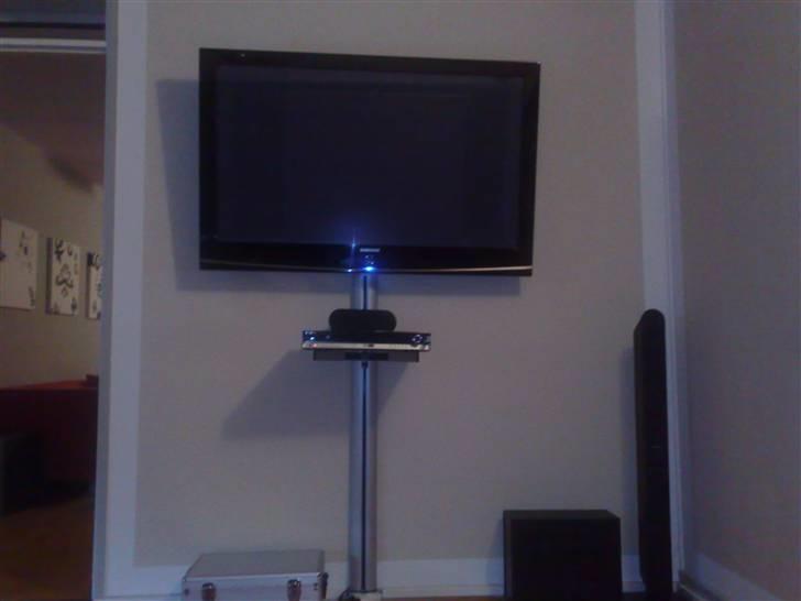 Hjemmebiograf FULL HD,THX2 Ultra EX 7.1 - 50"eren i tv stuen billede 1