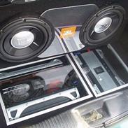 Bilstereo Polo 6n JBL