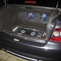 Bilstereo Audiobahn i Vectra B