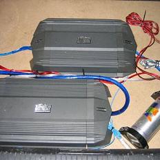 Bilstereo 145,5 db 6000 W  (SOLGT)