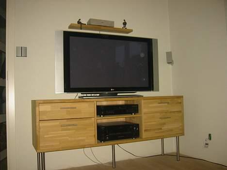 Hjemmebiograf TV Rum - LG 42" plasma. billede 1