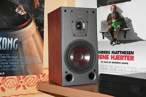 Hjemmebiograf Marantz og Dali Concept! - Den ene baghøjttaler. Kunne måske hav nøjes med concept 1. billede 4