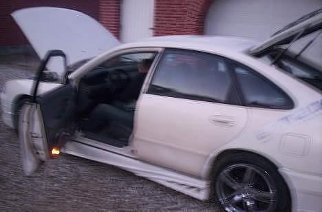 Bilstereo Mazda 626 - et billede af bilen... billede 6