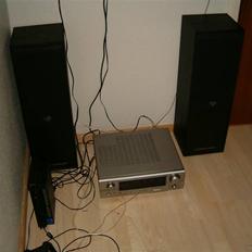 Musikanlæg Denon og Cerwin Vega