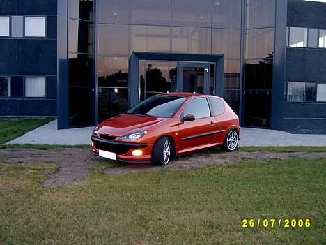 Bilstereo Peugeot 206. Rockford billede 4
