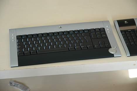 Hjemmebiograf Loewe mediacenter - tastaturet billede 3