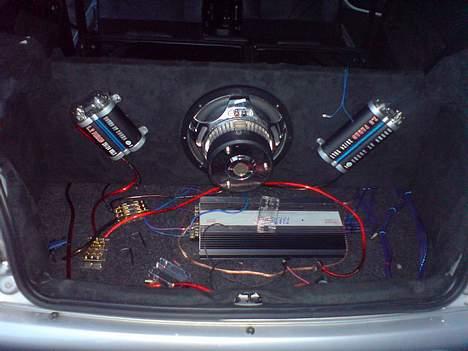 Bilstereo Bilstereo i 206 - Under ombygning billede 5