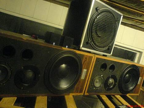 Musikanlæg feed     billede 2