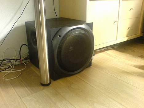 Computeranlæg Logitech Z-5500 - 10" Subwoofer (188 Watts RMS)  billede 1