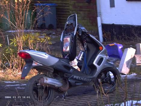 Scooterstereo Peugout Speedfight 2 anlæ billede 7