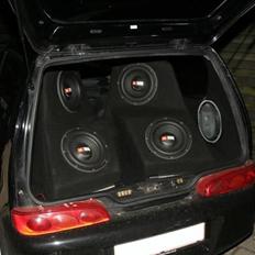 Bilstereo ! JBL Seicento nyt anlæg