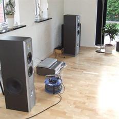Musikanlæg Jamo X3M10 & Peerless Sub