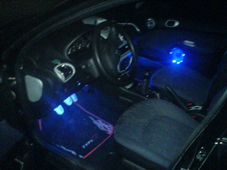 Bilstereo "Løvebil" - Lidt lys og gejl;D billede 10