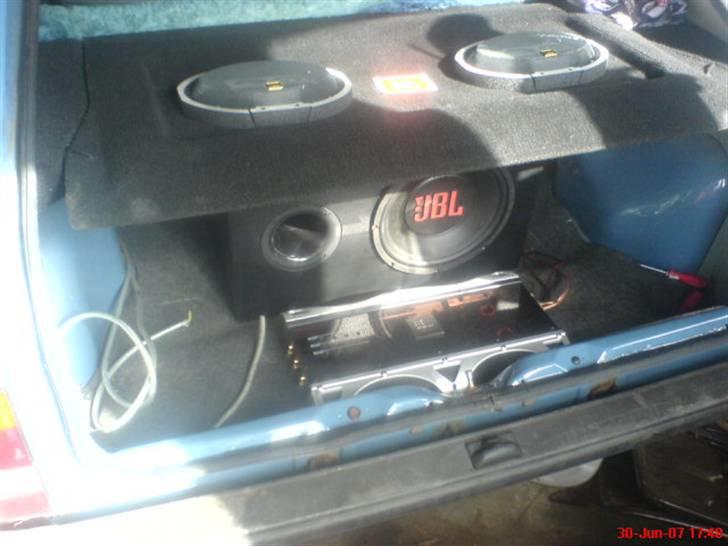 Bilstereo Jbl anlæk i Kadetten :P billede 6