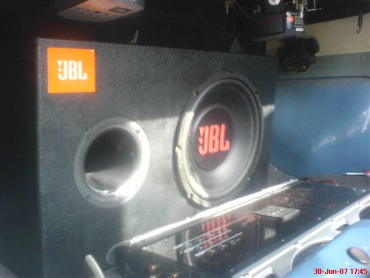 Bilstereo Jbl anlæk i Kadetten :P billede 9