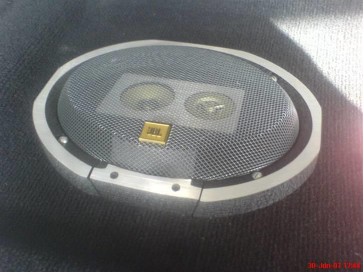 Bilstereo Jbl anlæk i Kadetten :P billede 12