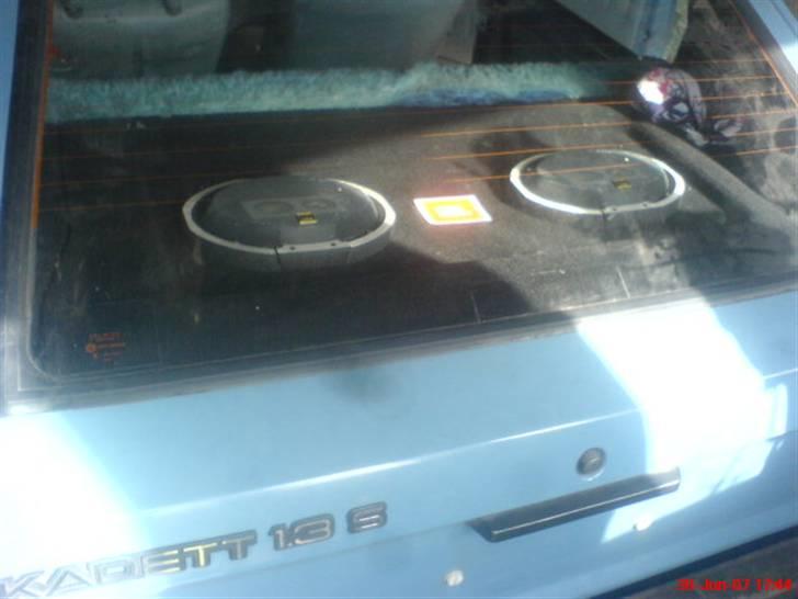 Bilstereo Jbl anlæk i Kadetten :P billede 13