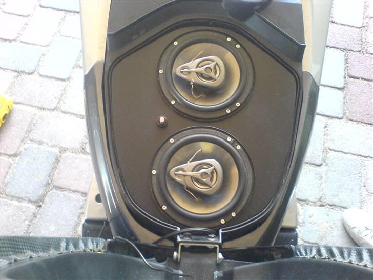 Scooterstereo PP AUDIO - det er så det færdige resultat. :) billede 1