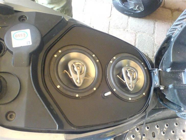 Scooterstereo PP AUDIO - Det så også færdig, smukt ikke? :) billede 4