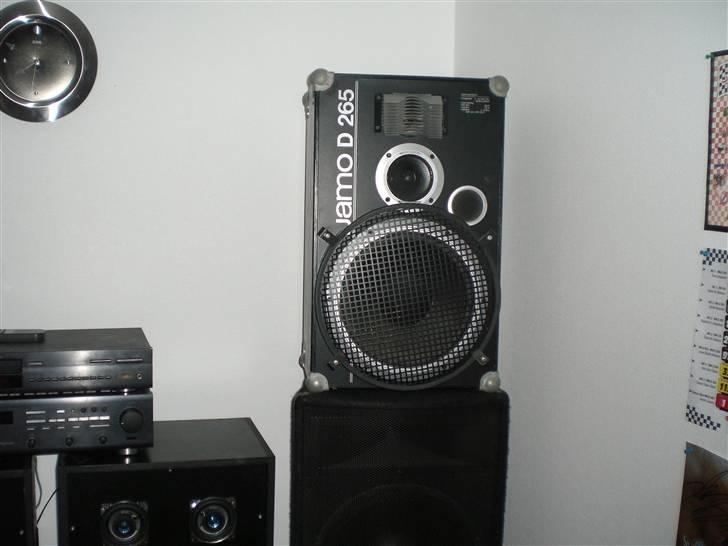 Musikanlæg yamaha / Jamo / HQ - mine JAMO de spiller sku fint selvom at de ikke er så store :) billede 4