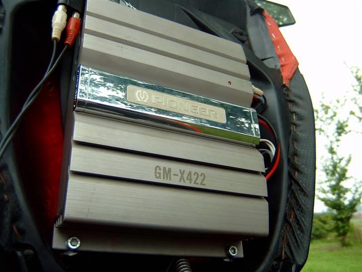 Scooterstereo Peugeot Speedfight 2 - dejlig forstærker... købt som demo-model i tyskland til halv pris... billede 1