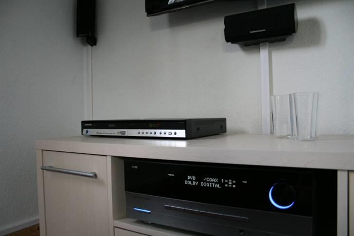 Hjemmebiograf Harman Kardon & Samsung - Reciever + DVD billede 2
