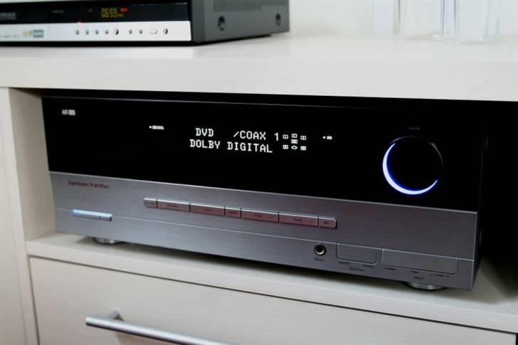Hjemmebiograf Harman Kardon & Samsung - Reciever i Dolby mode billede 3