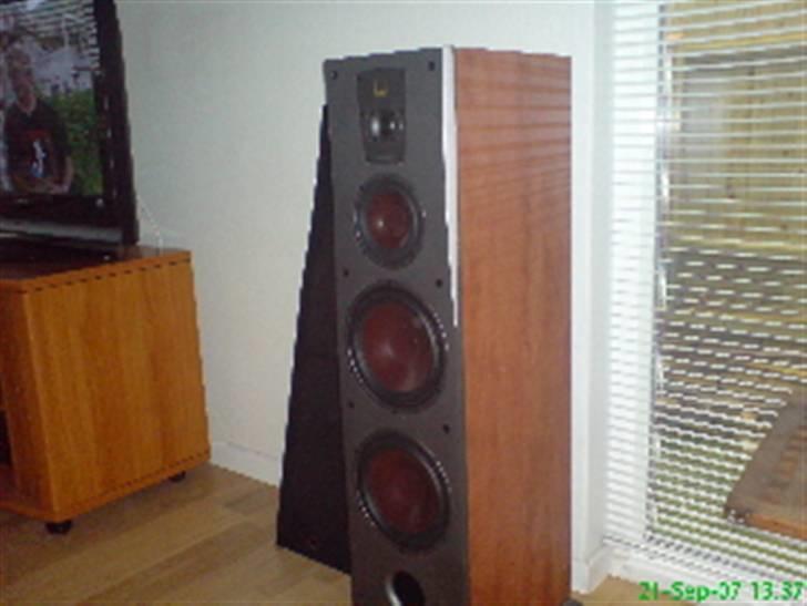 Hjemmebiograf Dali-NAD-Panasonic*solgt* - Dali concept 8 billede 7