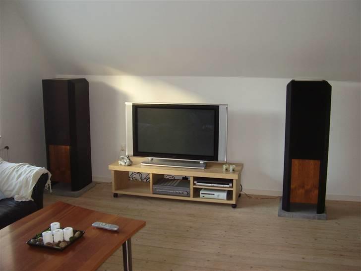 Musikanlæg NAD og CV 1215 billede 1