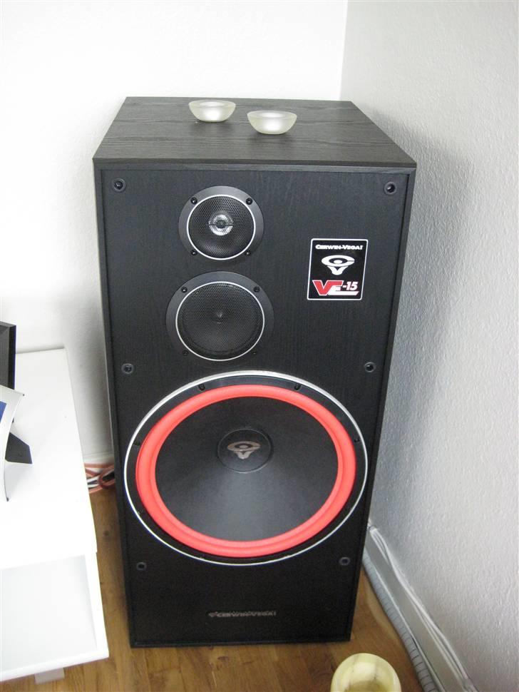 Hjemmebiograf NAD // Vega - CERWIN-VEGA VE-15F   billede 1