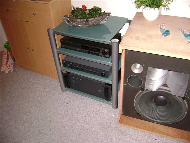 Musikanlæg JBL NAD  - så blev der endelig plads til mit soundstyle rack billede 13