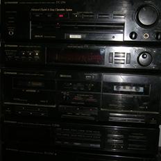 Musikanlæg Pioneer DC-Z94 Solgt