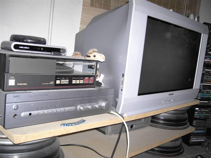 Musikanlæg Denon & B&O - NAD, TOSHIBA & THOMSON +kamel hoved ;) billede 8