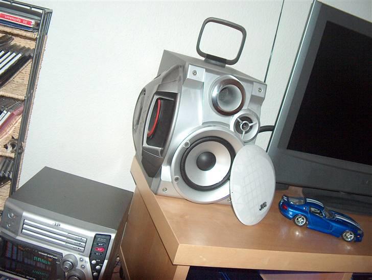 Computeranlæg logitech z 5500 og jvc - JVC Højtaler billede 13