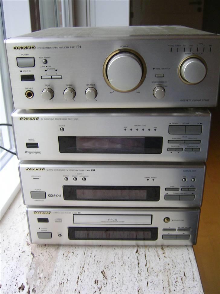 Musikanlæg ONKYO 110 w billede 8