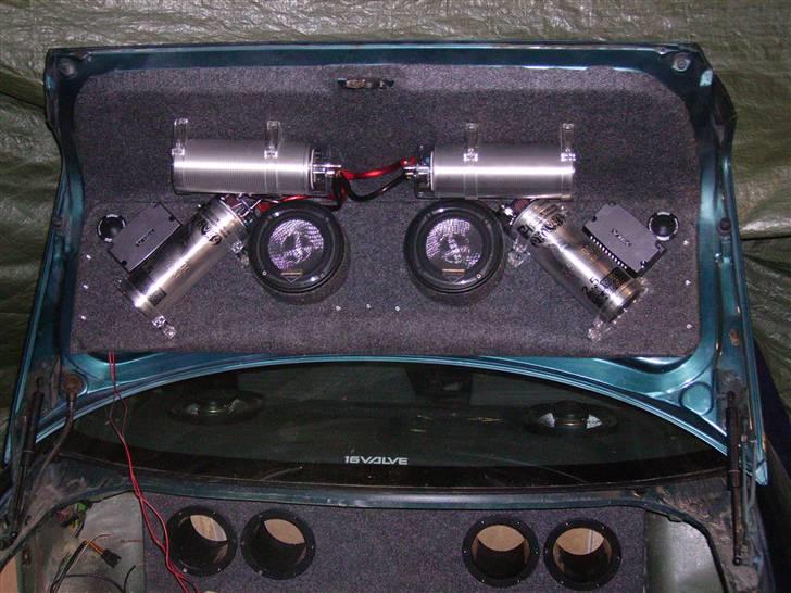 Bilstereo Earthquake billede 4