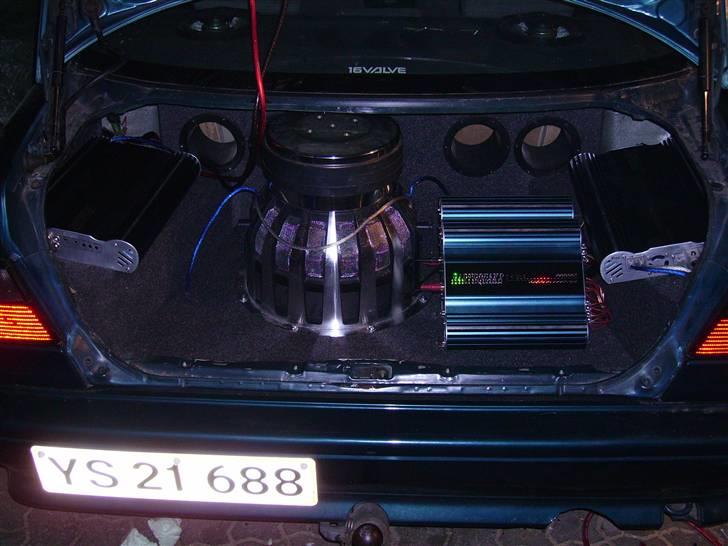 Bilstereo Earthquake billede 7