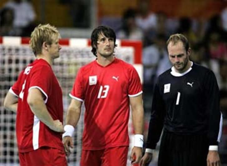 Håndbold idolet - Bo Spellerberg - Lasse Boesen Spellerberg i midten. og hvid til højre billede 14