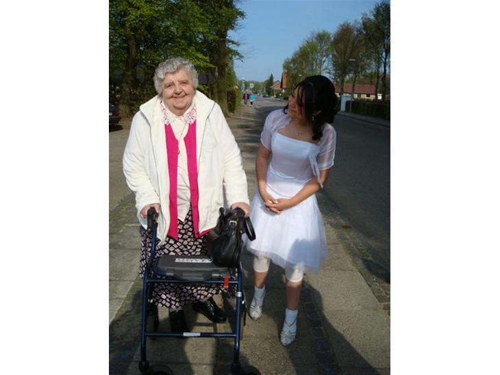 {{currentPhoto.altText}} billede {{currentPhoto.number}}