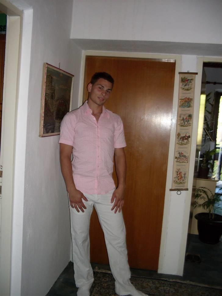 Ferie i Bosnien og kroatien - Hjemme hos hans mormor hvor vi boede mens vi var i Bosnien :) billede 38