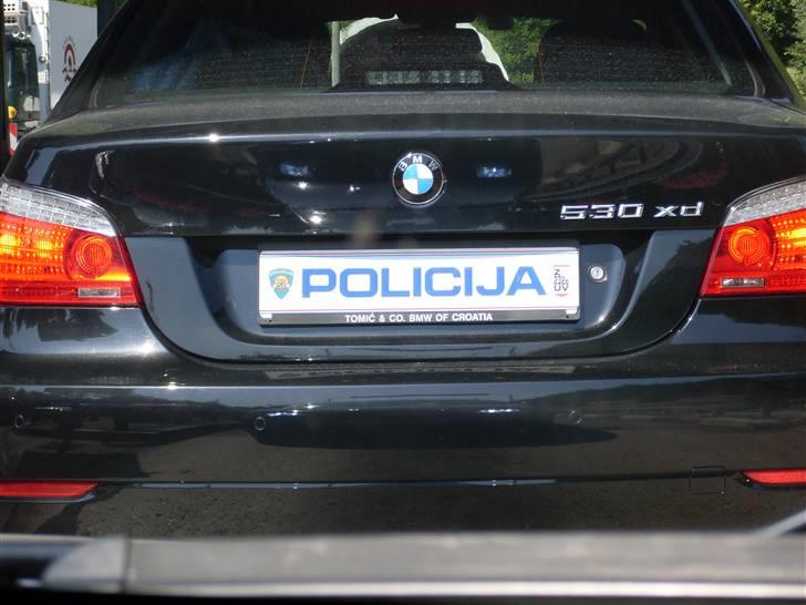 Ferie i Bosnien og kroatien - Gad vide om det er ægte politi? :D billede 76