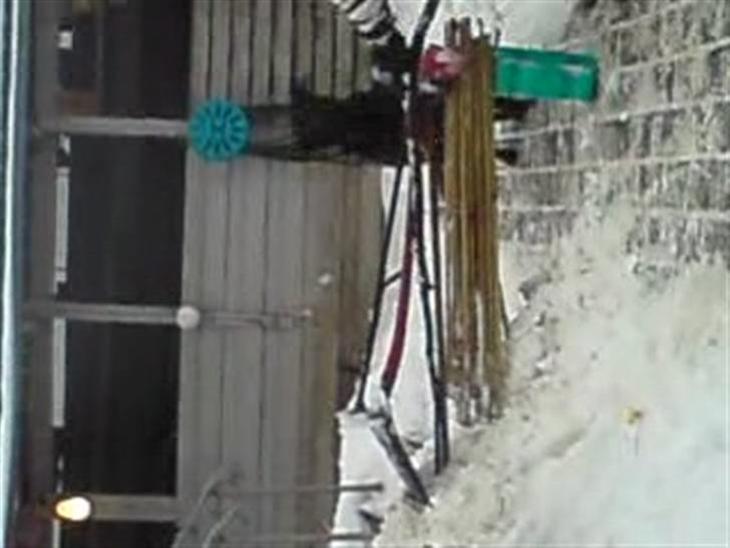 {{currentPhoto.altText}} billede {{currentPhoto.number}}