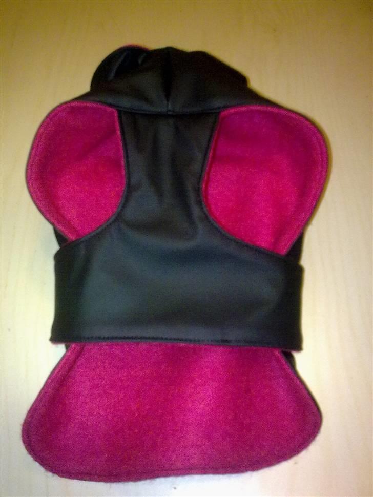 Hjemmelavet Hundetøj billede 96