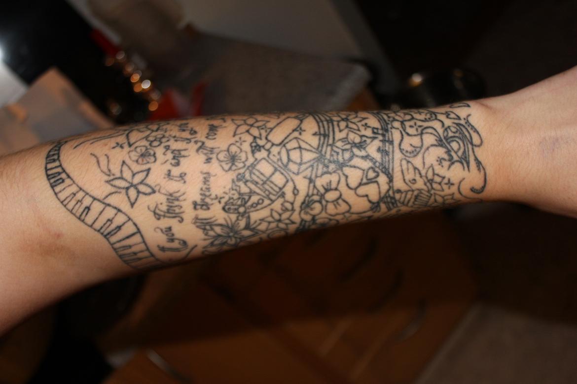 Mine Tattoos - half sleeve. :) mangler at blive genopfrisket :D billede 11
