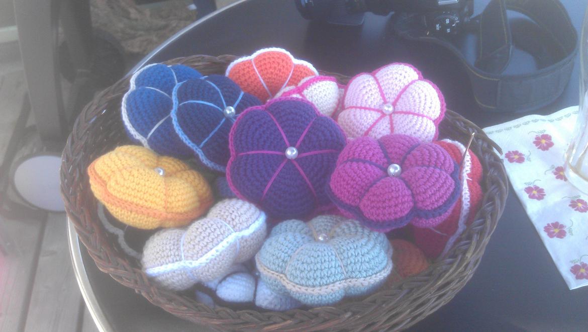 Mine hæklerier/strikkerier - Flere hæklede nålepuder billede 10