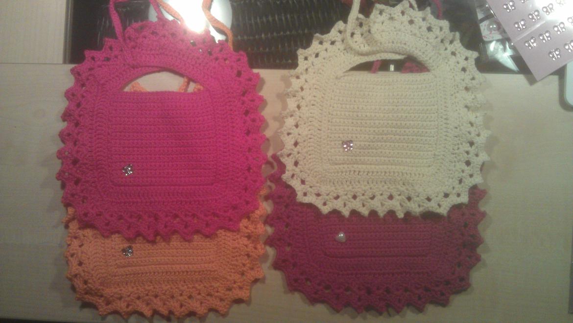 Mine hæklerier/strikkerier - Hæklede hagesmække billede 12