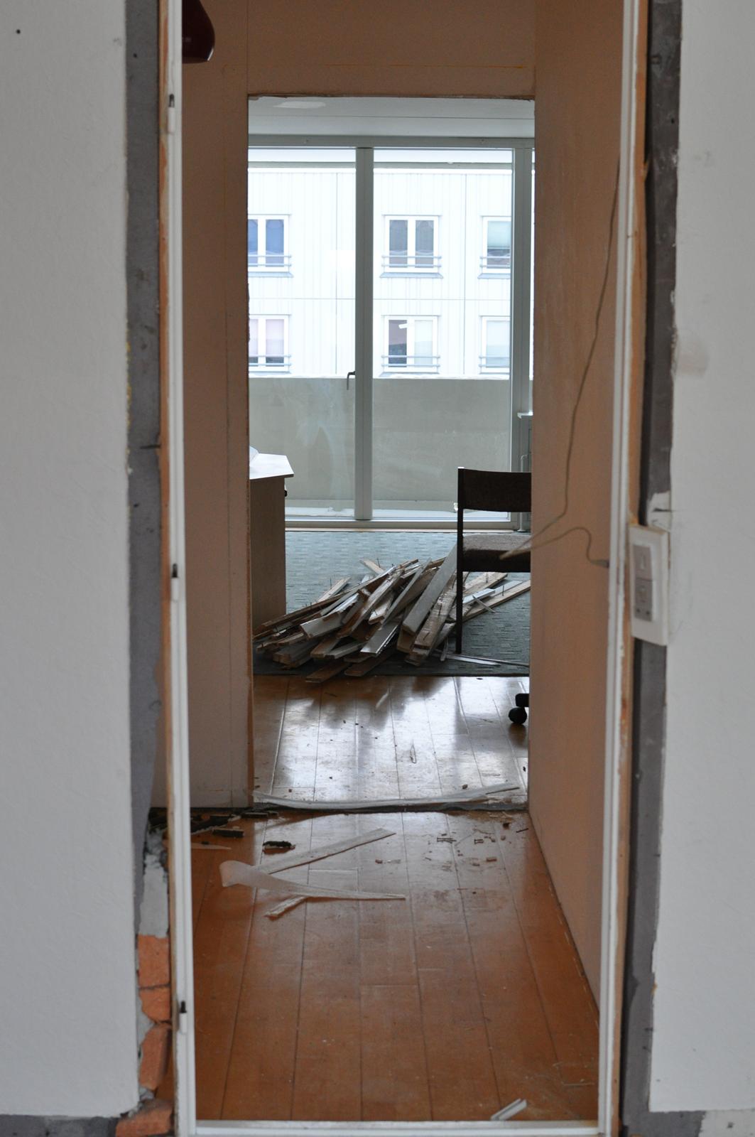 Lejlighed - renovering - Stuen set fra soveværelse billede 12