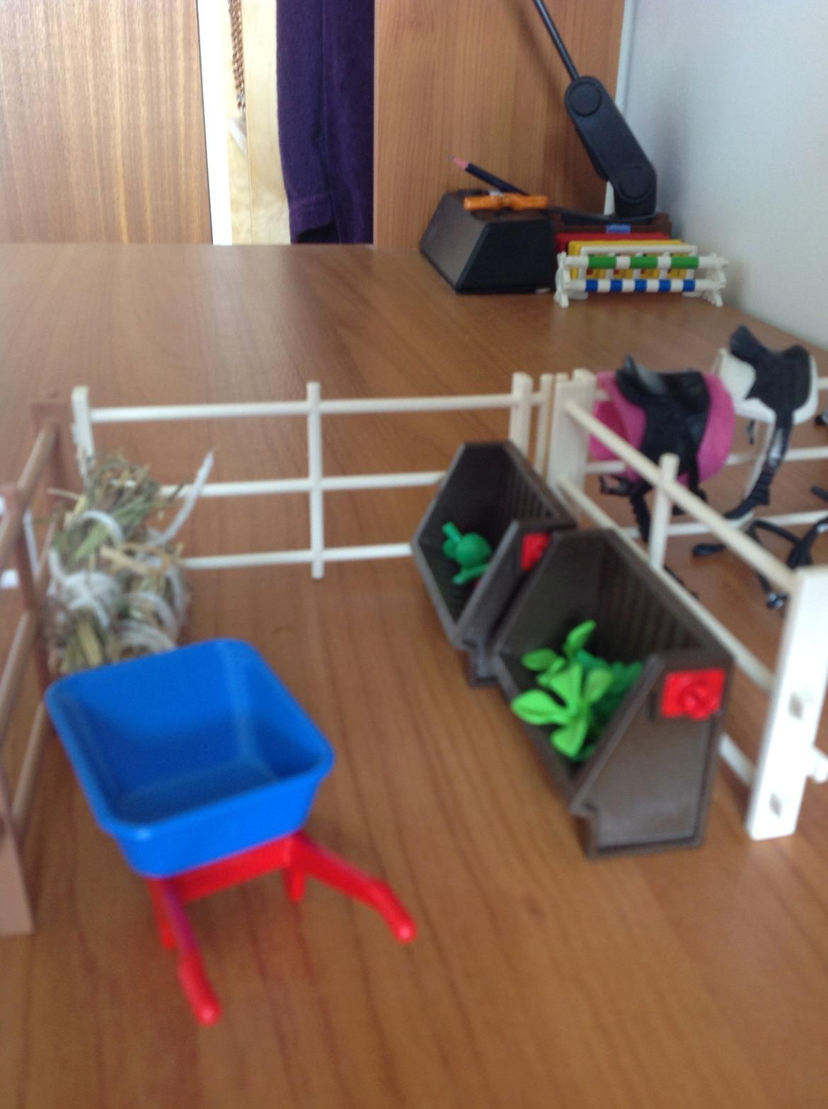 Min schleich stald - foderrum billede 22