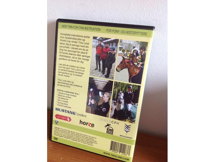 {{currentPhoto.altText}} billede {{currentPhoto.number}}