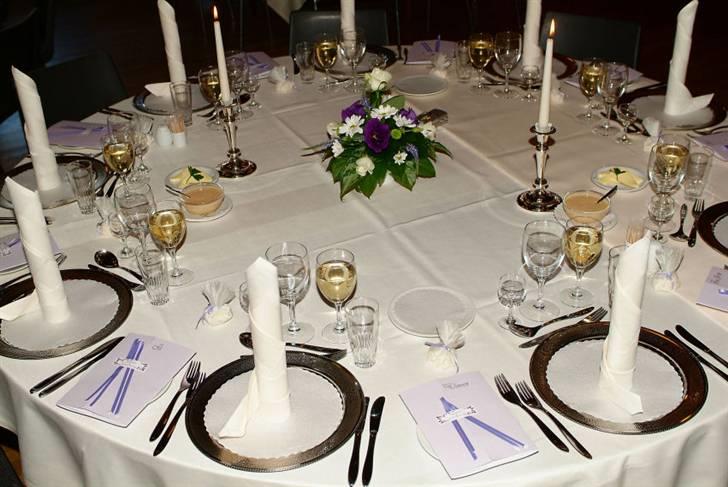 Bryllupsbilleder - Det var et smukt bord der var blevet dækket. billede 17